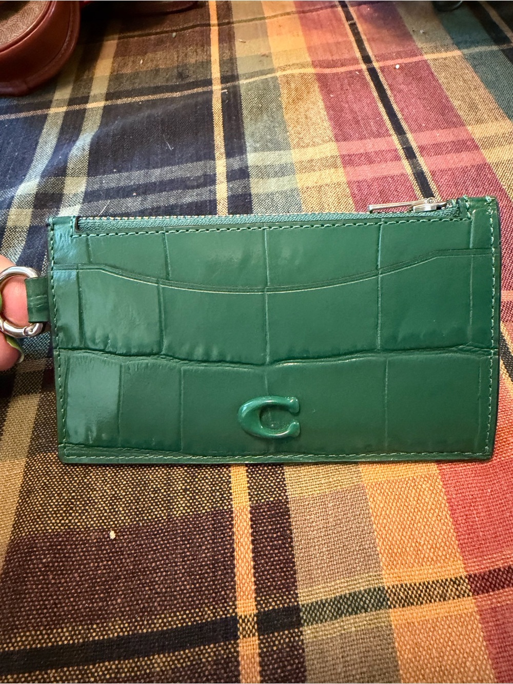 EUC Coach zip card case in green croc